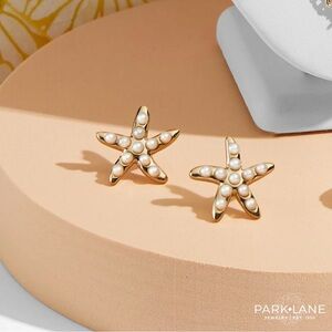 Park Lane Sandy Earrings - Gold Starfish Earrings with Pearls